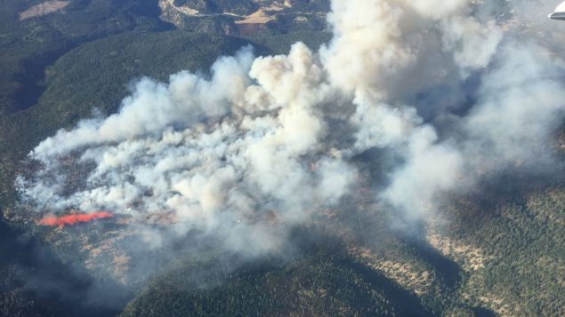 حريق غابات في بيتشلاند في بريتيش كولومبيا/B.C. Wildfire Service