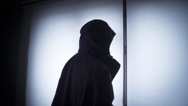 شيشاني مثليّ الجنس لجأ إلى تورونتو/Nataliya Vasilyeva/Associated Press/CP