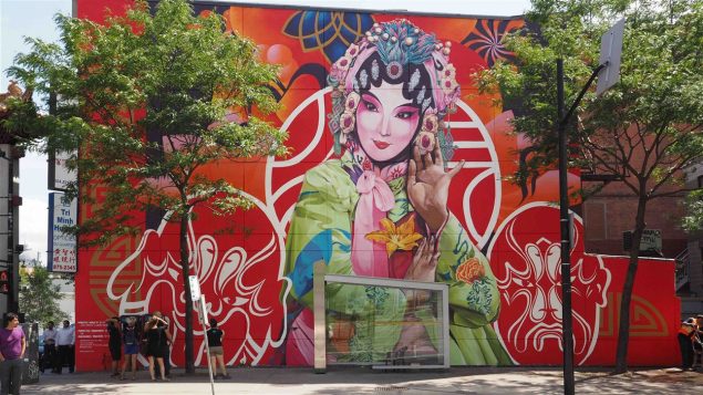 جدار فني في الحي الصيني في مونتريال يجلب إليه السواح/راديو كندا 