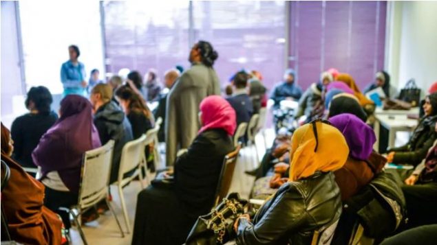 تستثمر مقاطعة البرتا 336،000 دولار على مدى عامين لدعم مبادرة "رجل الأعمال المهاجر" -(ارشيف) - John Humphrey Centre for Peace and Human Right