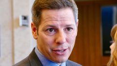 عمدة وينيبيغ عاصمة مقاطعة مانيتوبا في الانتخابات البلدية لعام 2014–Radio Canada