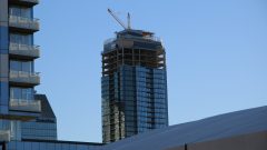 المستثمرون الأجانب قد اشتروا 12٪ من الوحدات السكنية الموجودة في وسط مدينة مونتريال منذ بداية العام - Samir Bendjafer