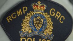 يطلب الشاب 500 مليون دولار كتعويض و 100 مليون دولار كتعويضات جزائية لصالح السكان الأصليين في يوكون ، والأراضي الشمالية الغربية ونونافوت - Radio Canada