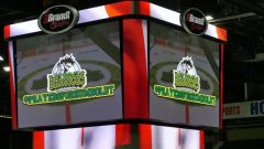 حصل فريق هامبولد برونكوس على 56 صوتًا من أصل 129 (43٪) بين رؤساء التحرير الكنديين - Glenn Reid/CBC