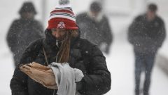 موجة من الصقيع تضرب بعض مناطق كندا والولايات المتّحدة/John Minchillo/AP