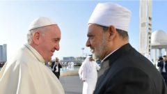 البابا فرنسيس والشيخ الدكتور أحمد الطيّب في أبو ظبي في 04-02-2019/Tony Gentile/Reuters