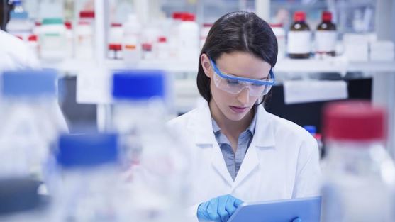 ستتلقى جامعة كالغاري حصة الأسد حيث سيمكنها إعلان الحكومة من إنشاء خمسة كراسي بحثية - iStock