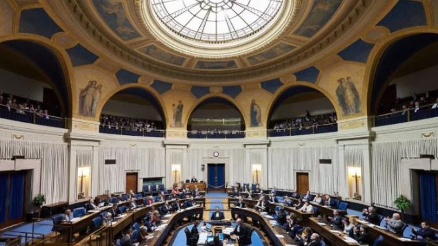 مقر الجمعية التشريعية في مانيتوبا الذي سيفتح أمام الأطفال للإطلاع على عمل الحكومة والسلطة التشريعية/الصحافة الكندية