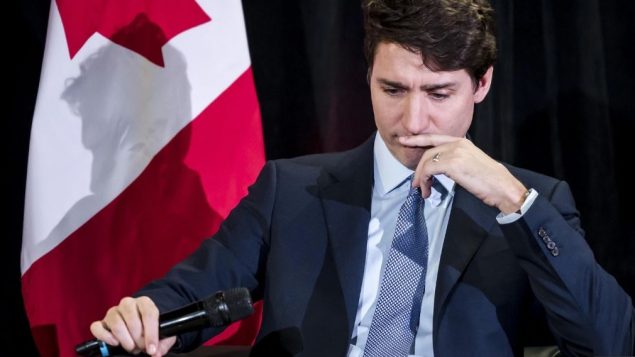 تخطط المجموعة اليمينية "كندا الفخورة" (Canada Proud) لإنفاق مئات الآلاف من الدولارات على الإعلانات على هذه المنصّات لـ"التخلص" من جوستان ترودو - / Christopher Katsarov The Canadian Press