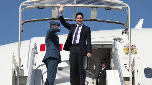 رئيس الوزراء الكندي جوستان ترودو وصل اليوم إلى باريس لبحث مع عدد من زعماء الدول في الوسائل الناجعة لمناهضة الترويج للحقد والإرهاب عبر وسائل التواصل الاجتماعي/الصورة: The Canadian Press / Adrian Wyld
