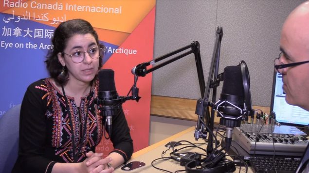 الطالبة الجزائرية ياسمين بوقرش في ضيافة راديو كندا الدولي - Photo : RCI