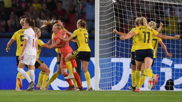 فاز الفريق السويدي لكرة القدم للسيدات على نظيره الكندي بنتيجة 1-0 - Getty Images / Laurence Griffith