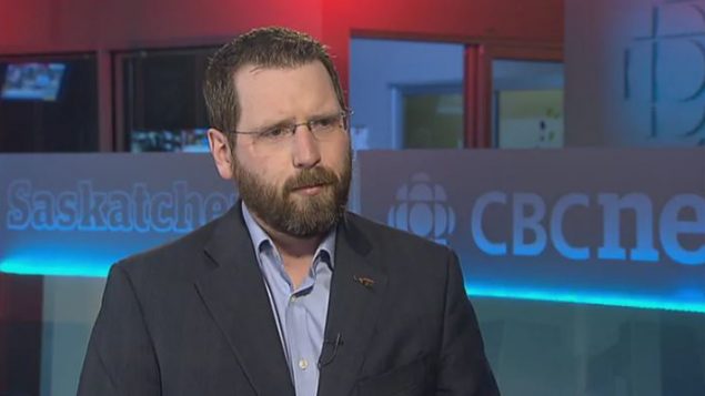 تود مكي، مدير فرع منطقة البراري في الفدرالية الكندية لدافعي الضرائب - CBC News