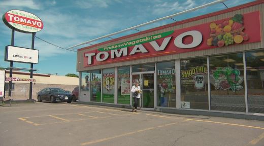  متجر تومافو للخضر والفواكه في مونكتون - Radio Canada