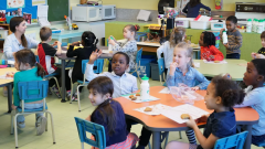 نقص اليد العاملة في المدارس ودور الحضانة عبر مقاطعة كيبيك يشمل في شكل خاص خدمات الرعاية النهارية حقوق الصورة: RADIO-CANADA / FRÉDÉRIC BISSONNETTE