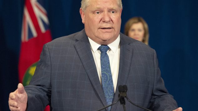 دوغ فورد رئيس حكومة أونتاريو سمح باستئناف المرحلة الثانية من فتح الاقتصاد في تورونتو وبيل/Frank Gunn/CP