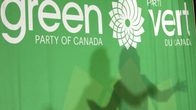 يقول تيريل إنه ينوي البقاء نشطًا في حزب الخضر الكندي، مع الاستمرار في قيادة حزب الخضر في كيبيك حتى الانتخابات ‏المقبلة ‏في المقاطعة في عام 2022‏‎