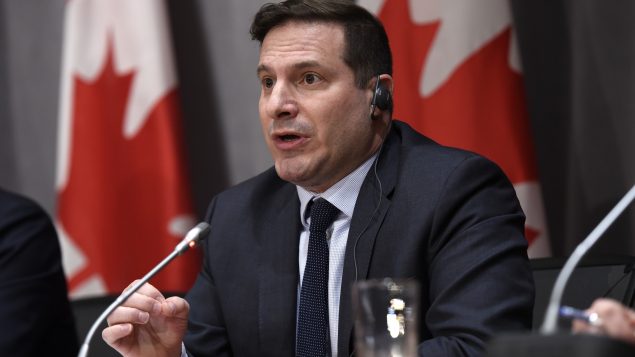 ماركو مندتشينو، وزير الهجرة واللاجئين والمواطنة الكندي (أرشيف) - Justin Tang / The Canadian Press