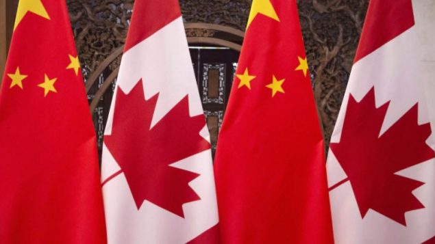 وأثار الحدث جدلا حيث كان من المقرر أن يشمل خطاب القنصل العام الصيني في تورنتو ، هان تاو ، وبثّ النشيد الوطني ‏لجمهورية الصين الشعبية - Associated Press / Fred Dufour