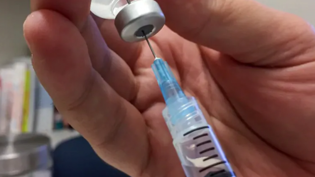 تعتزم حكومة أونتاريو مضاعفة عدد الذين يتلقّون سنويّا اللقاح ضدّ الإنفلونزا/Robert Short/ Radio-Canada