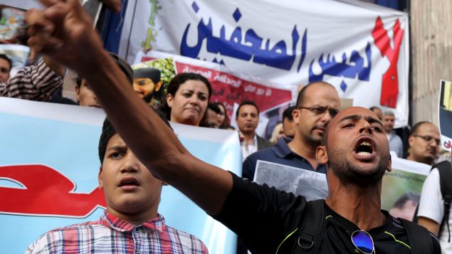 مظاهرة في القاهرة للدفاع عن حرية الصحافة في مصر -10.06.2015 - Reuters / Mohamed Abd El Ghany
