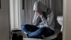 ما يقرب من 16.000 شخص ينتظرون الحصول على خدمات الصحة العقلية في كيبيك - David Donnelly / CBC