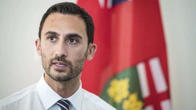 ستيفن ليتشي، وزير التعليم في مقاطعة أونتاريو - The Canadian Press / Christopner Katsarov