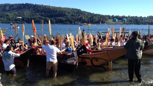 120901_rf9nb_canoe-deep-cove-squamish_sn635