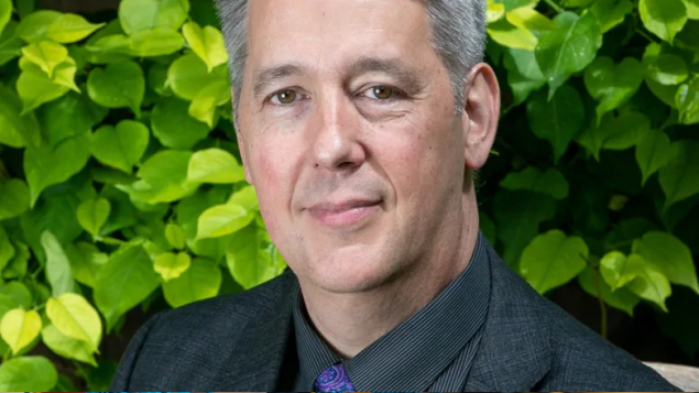 professor-635×357
