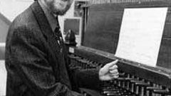Gordon Slater was the 4th official carillonneur of Canada, form 1977- 2008. (phot Gov of Canada)