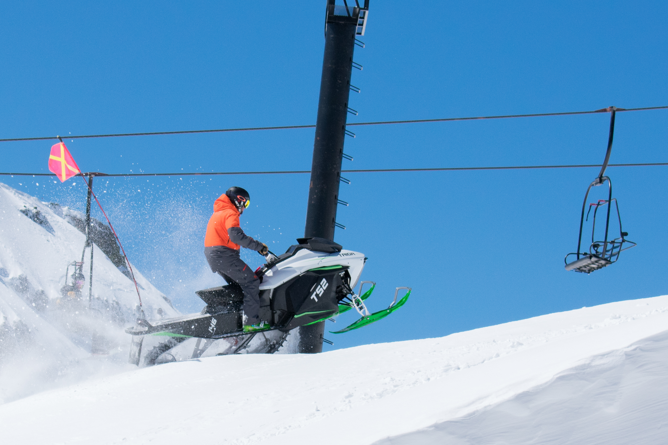 Electric snowmobile created in Canada generates huge interest RCI