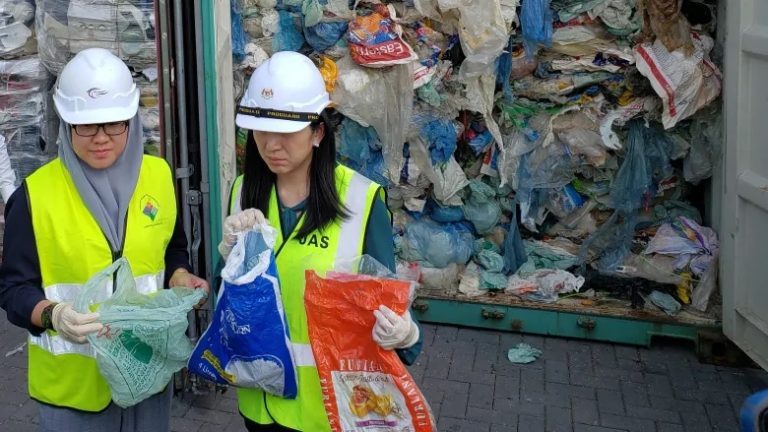 Philippines garbage shipment adds to Canada’s abundant waste problems