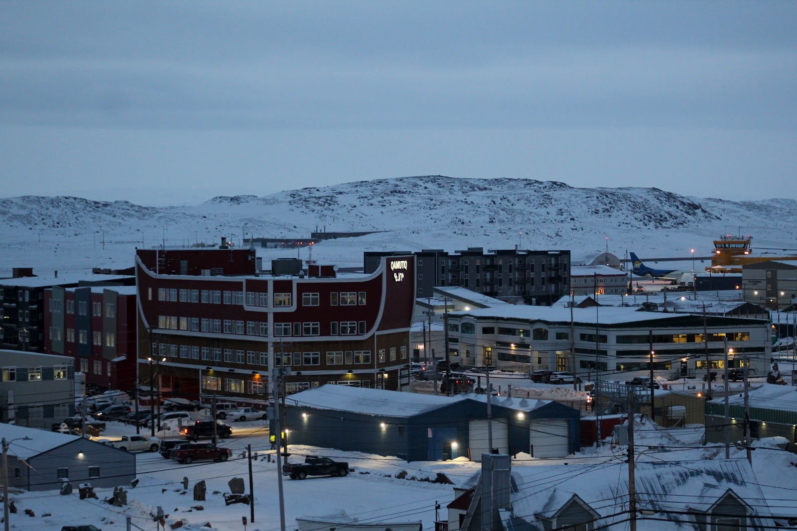 Nunavut’s capital, Iqaluit, reports 1st case of COVID-19, orders