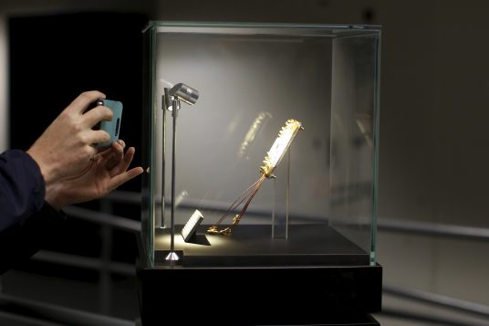 Foto del procesador de computación cuántica en el "Quantum Artificial Intelligence Laboratory (QuAIL) en la NASA" en Mountain View, California, REUTERS/Stephen Lam - RTX1XT8A