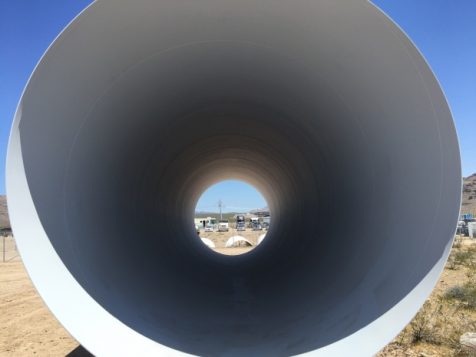 Hyperloop One dice que su objetivo es realizar la prueba dentro del tubo antes de fin de año. Brunhuber/CBC/CBC.ca