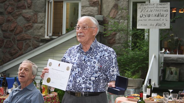 Osvaldo Núñez invita a los jóvenes latinos a lanzarse en política