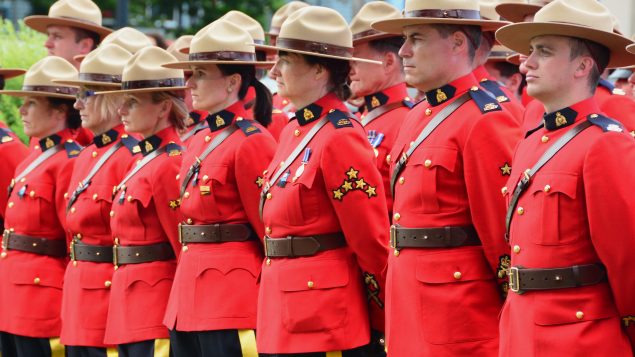 La Policía Federal de Canadá hace un uso «irrazonable» de la fuerza – RCI | Español