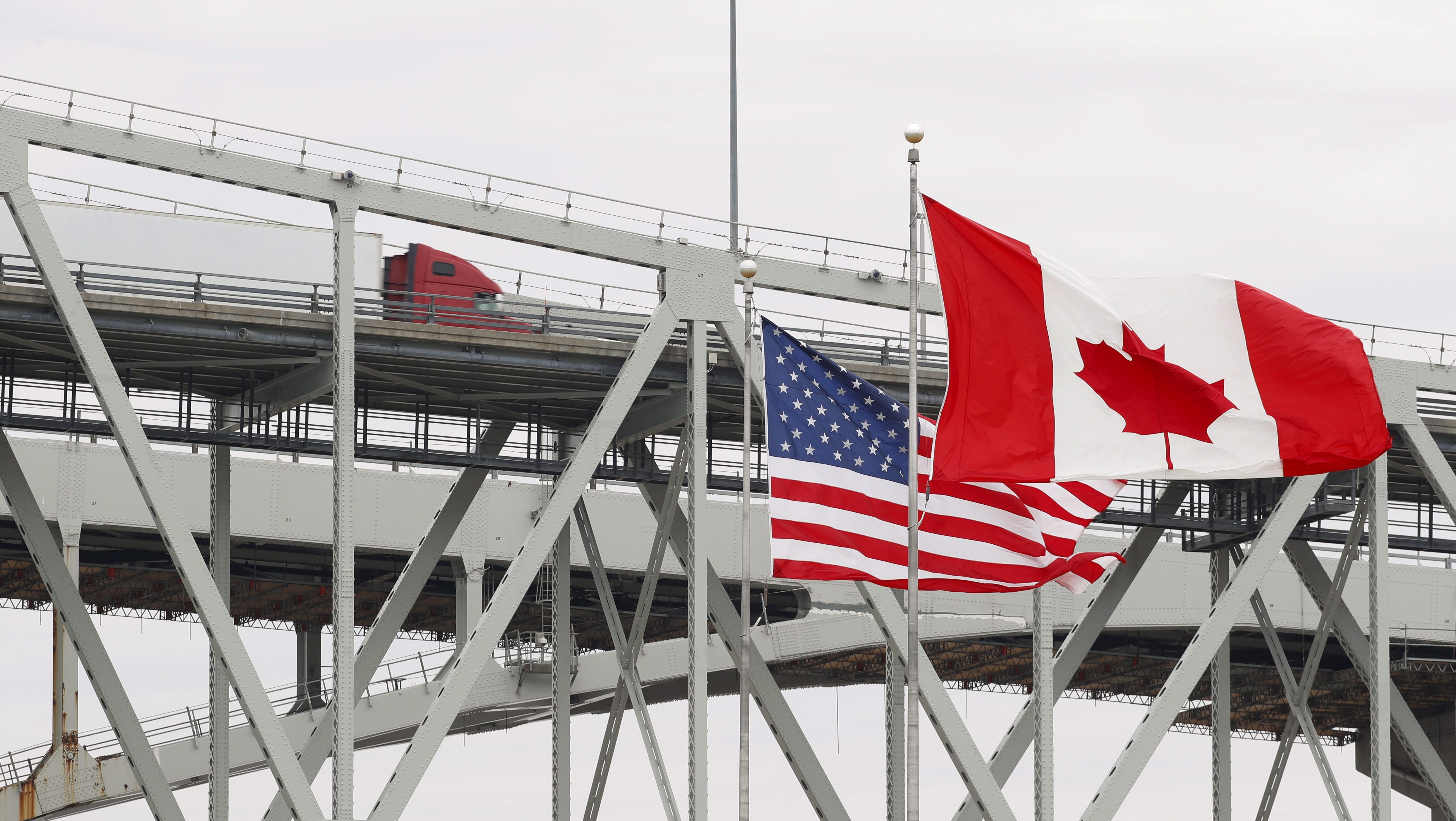 Государственная граница канады. Американо-канадская граница. Граница США И Канады. Канадцы и американцы. Канадско американская граница.