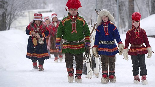 Archive Photo: Sami family going to Jokkmokk Market in Northern Sweden Photo: Fredrik Sandberg, Scanpix, Radio Sweden