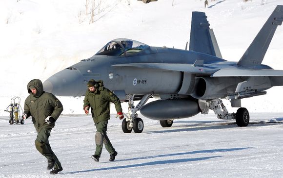 A Hornet fighter jet prepares to take off at Tampere-Pirkkala airport. Image: Heikki Saukkomaa / Lehtikuva  