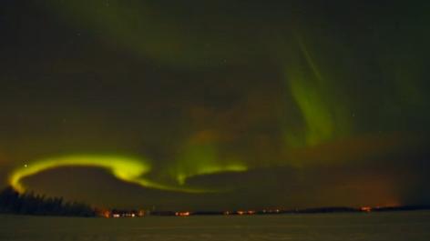 A time-lapse shot of Northern Lights over Äkäslompolo in the western part of Finnish Lapland. YLE.