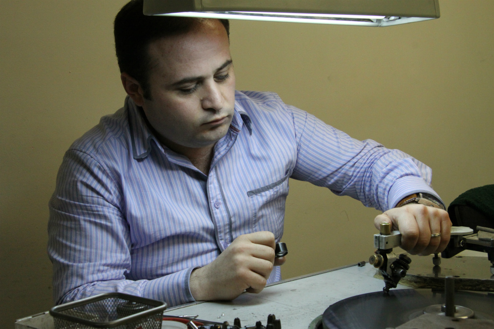 Gevorg_polishing_diamond