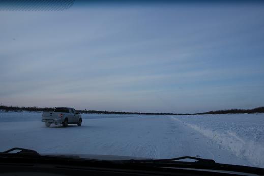 Ice road. Inuvik, Northwest Territories, Canada. Photo: Eilis Quinn, Radio Canada International.