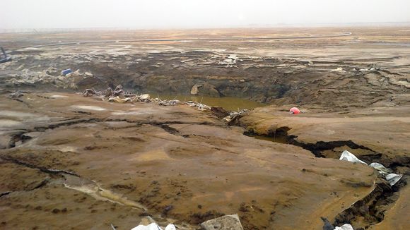 The main leaking point in the Talvivaara gypsum pond. Image: Talvivaara / paikanpaalla.fi . yle.fi