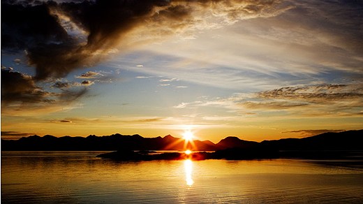 The midnight sun makes Ramadan fasting difficult, Photo: Håkon Mosvold Larsen/Scanpix. Radio Sweden.