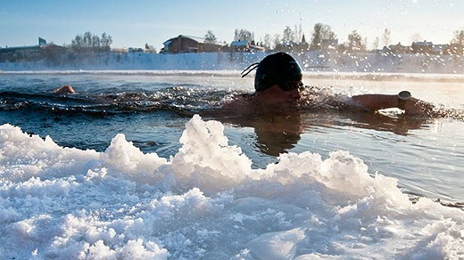 A winter swimmer. Radio Sweden.