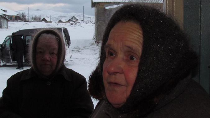 Women in Teriberka, Russia. Photo: Eva Elke, Sámiradio, Sweden