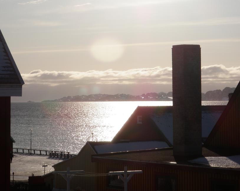 Sunset on Nuuk’s Old Port. Photo by Eilís Quinn