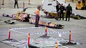 Parts of the crashed Hercules plane. File photo: Scanpix. Radio Sweden. 