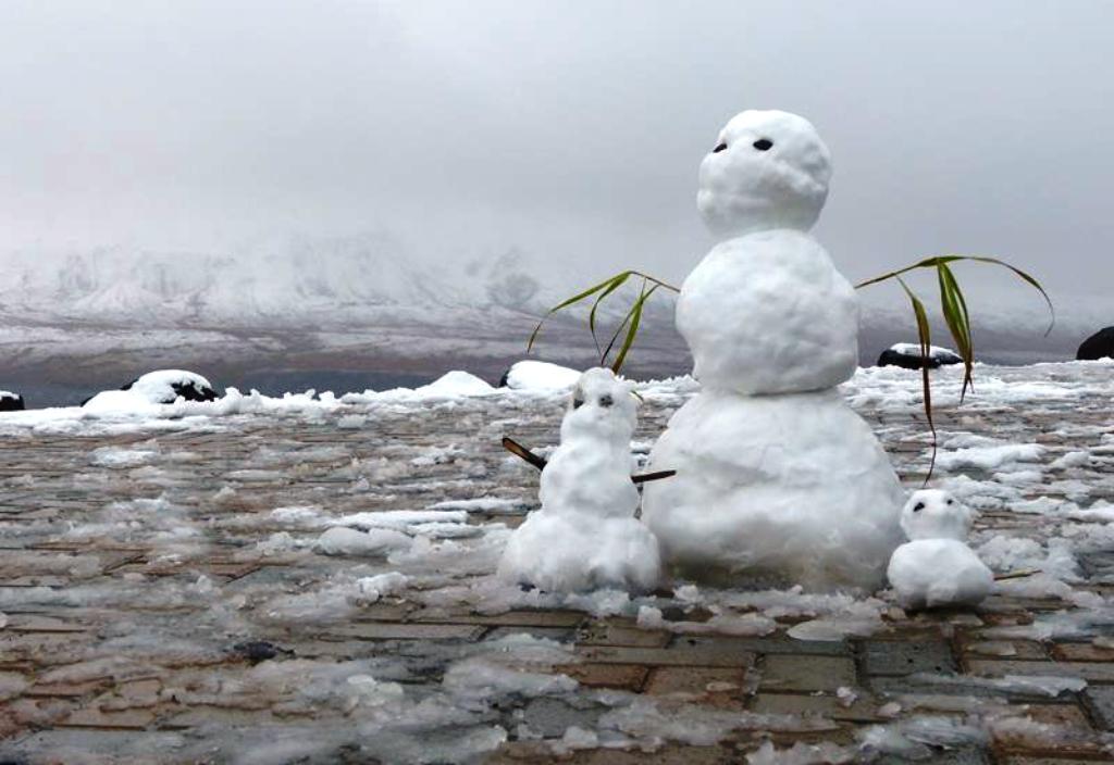 A snowman at Denali National Park and Preserve on Sept. 6, 2012 after snow in early fall at Eielson visitor Center. Photo: Denali National Park. Courtesy Alaska Dispatch. 